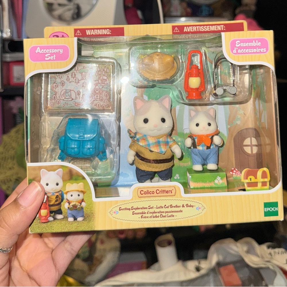 Calico Critters Exciting Exploration Set-Latte Cat Brother & Baby